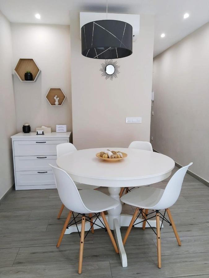Ca La Lola Villa L' Escala Exteriör bild